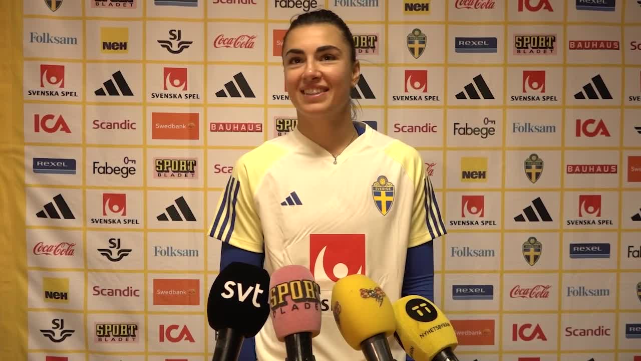 Zecira Musovic om kärleken i sociala medier