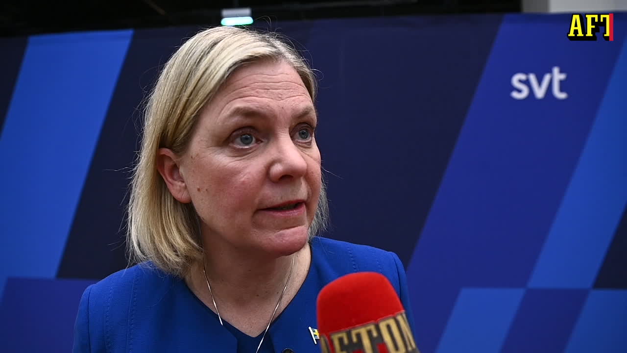 Partiledarna ryker ihop i lotterifrågan: "Dumheter", "Hot mot demokratin"