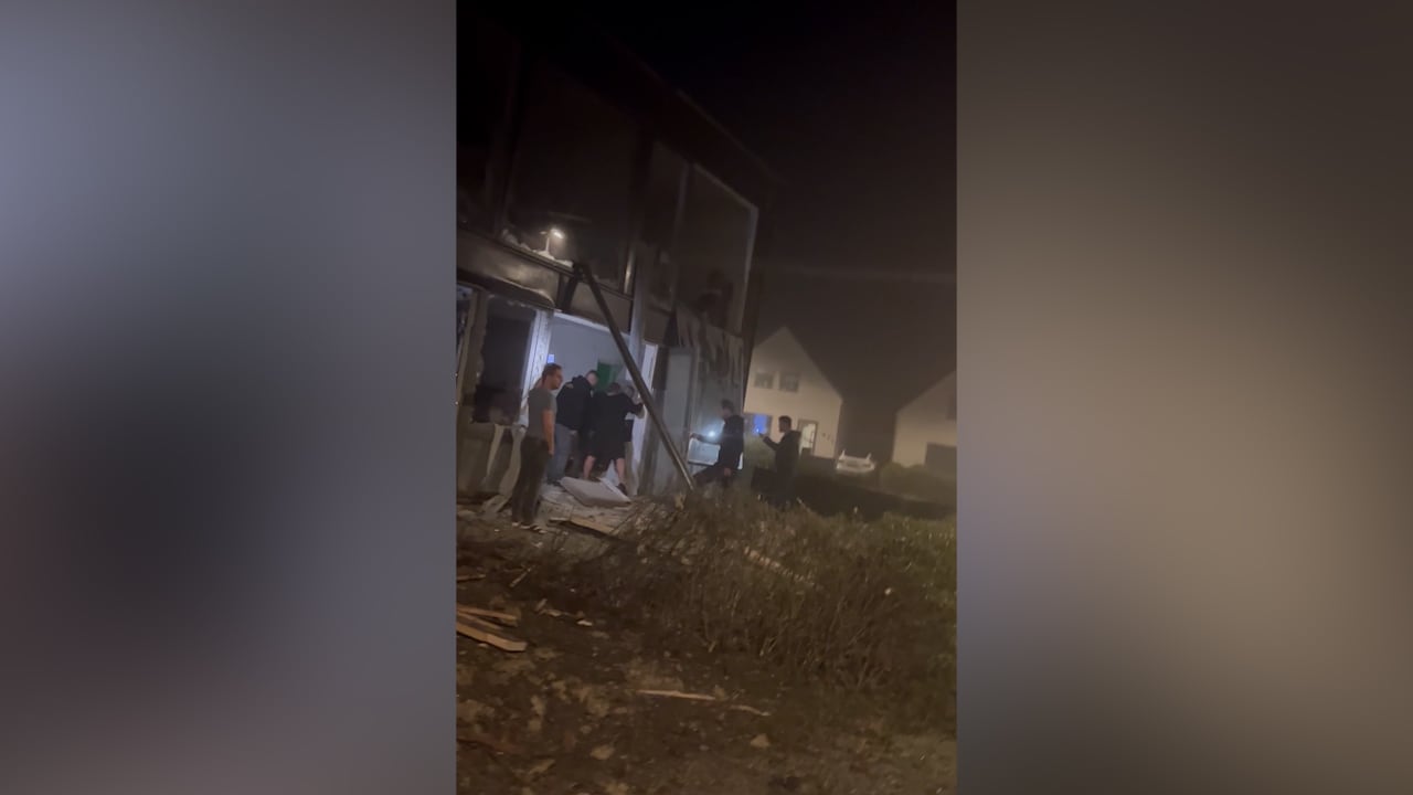 Se förödelsen efter sprängdådet: "Shit, huset här med?"