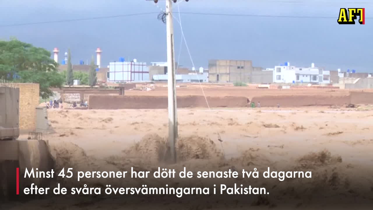 Över tusen döda efter översvämningar i Pakistan
