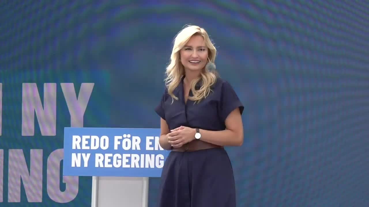 Ebba Busch: ”Om Magdalena Andersson fortsätter kopiera henne får de skicka en faktura till Sveavägen