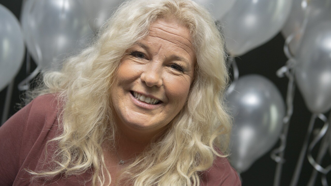 Mia Parnevik firade 50 med bowlingfest