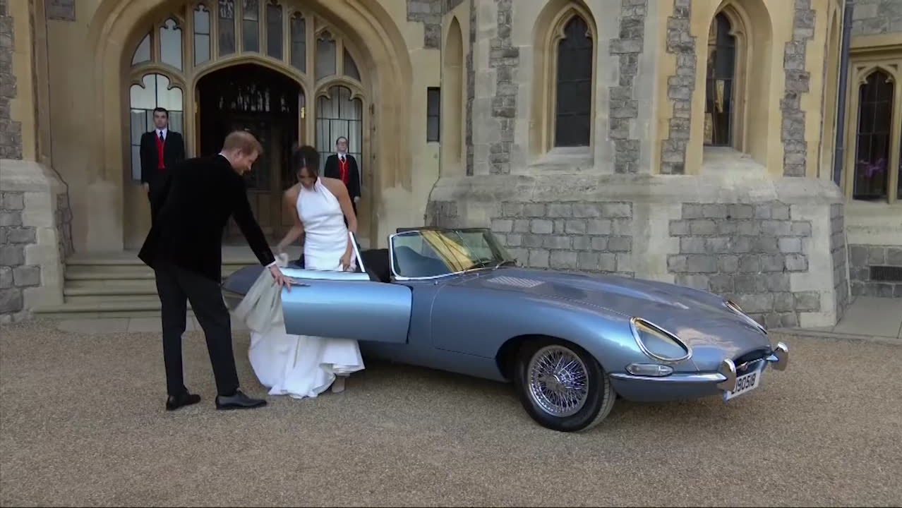 Här drar prinsparet vidare på bröllopsfest