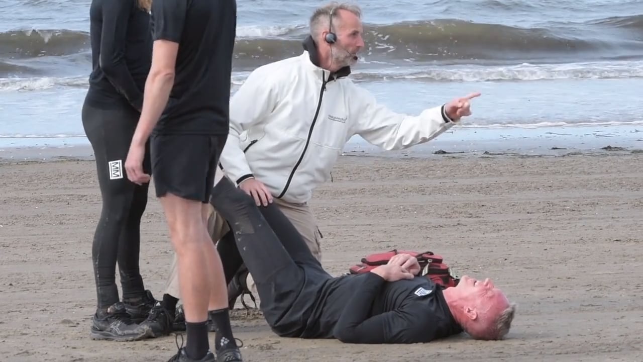 Otäcka skadan i Mästarnas mästare - sjukvårdare rykte ut