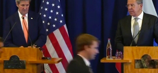 Många dödade ett dygn efter fredsplanen