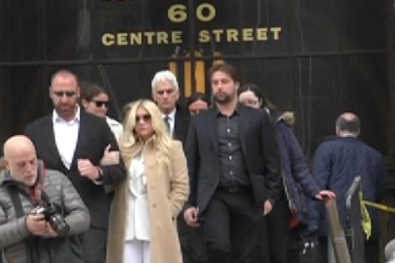 Keshas skivbolag om sexanklagelserna