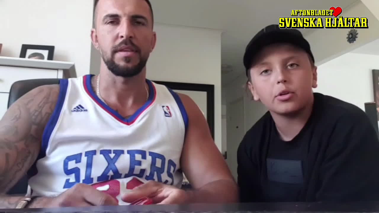 Hör Liam och Amel berätta om dramat: "Han ligger på golvet"