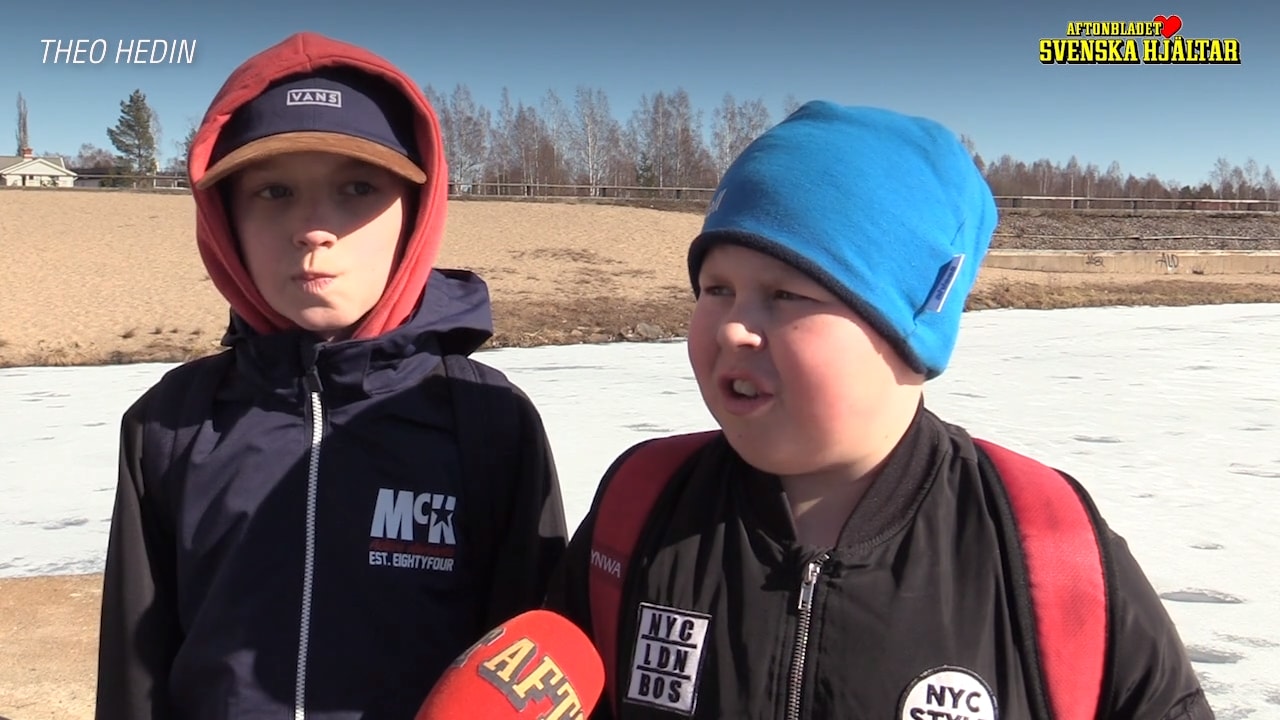 10-åriga Harry slet sin vän ur isvaken – räddade hans liv