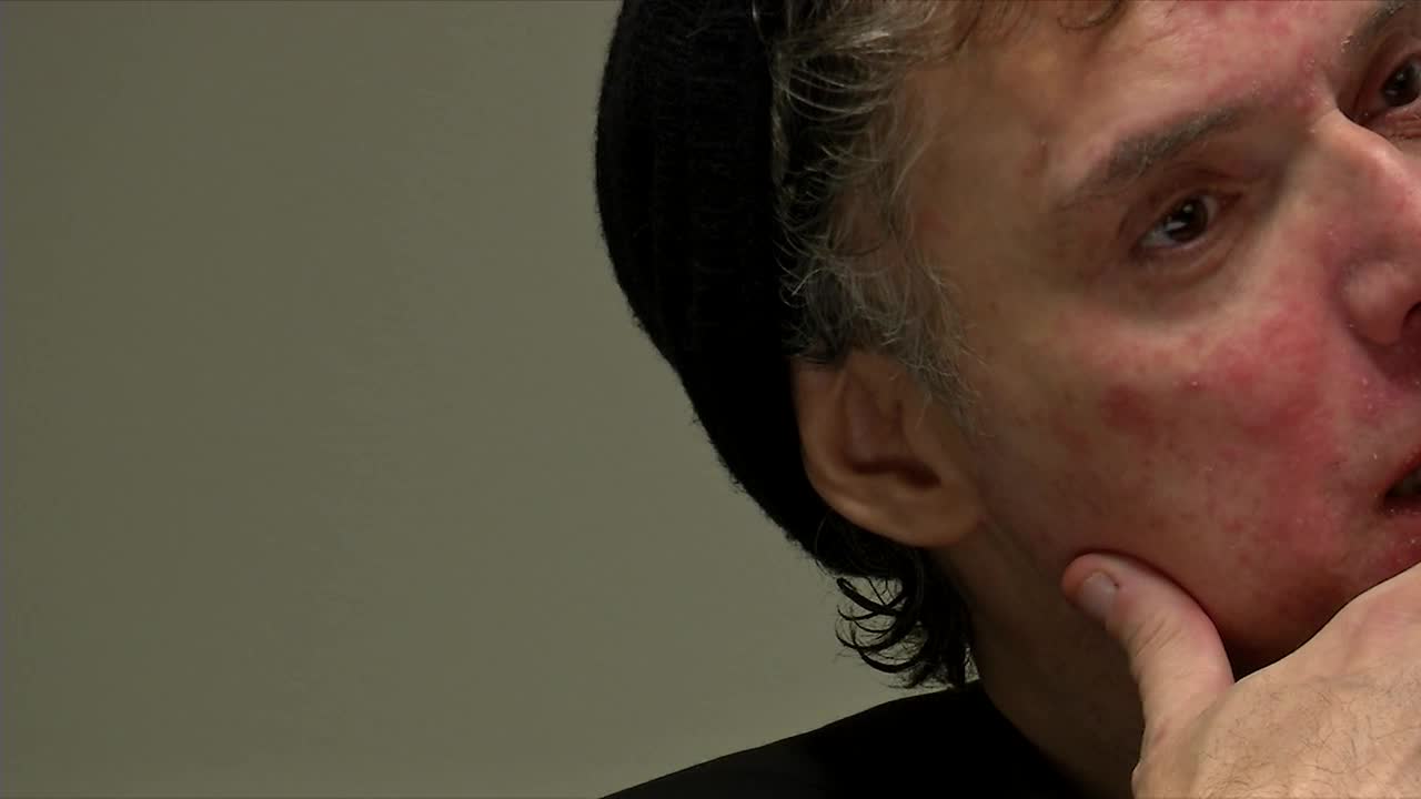 Flinck slår tillbaka mot TV4: ”Klåparaktigt”