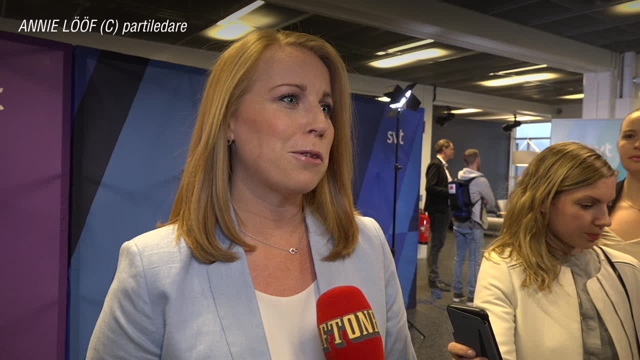 Lööf (C): ”Löfven kommer få en hel del debatter med mig”