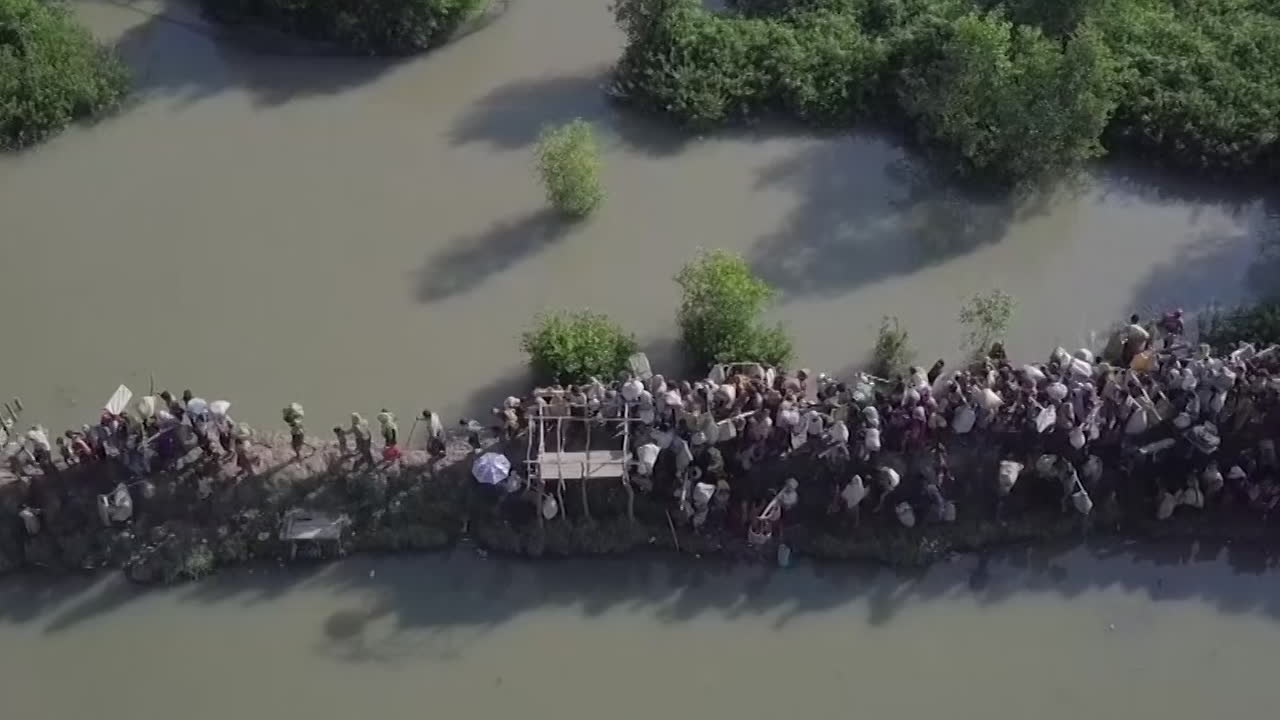 Därför flyr rohingyerna från Burma