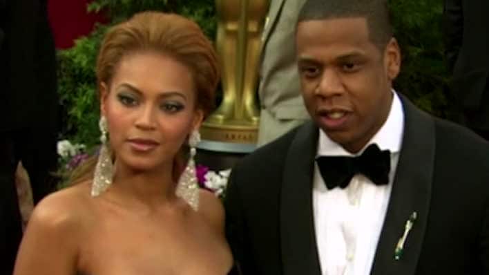 Beyoncé hemma med tvillingarna