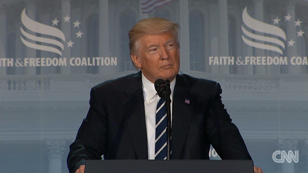 Donald Trump: ”Vi är under belägring”