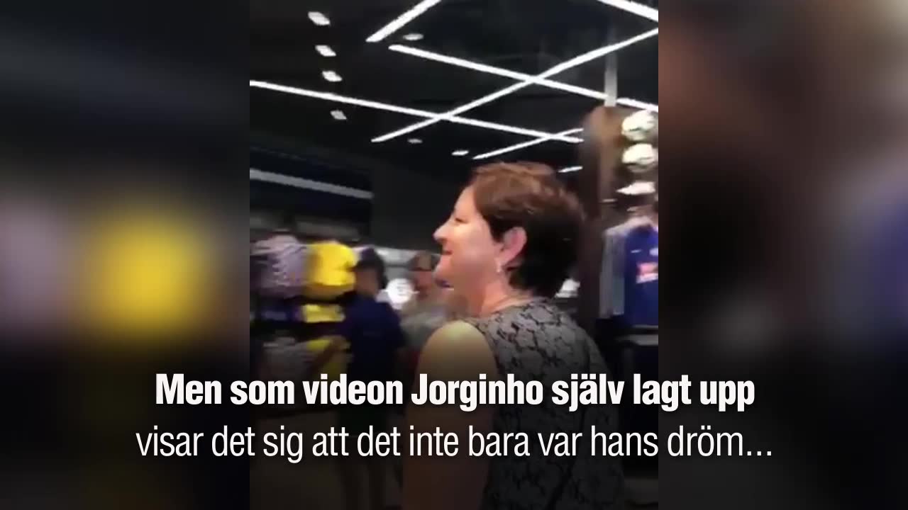 Fina scenerna när hon hittar tröjan