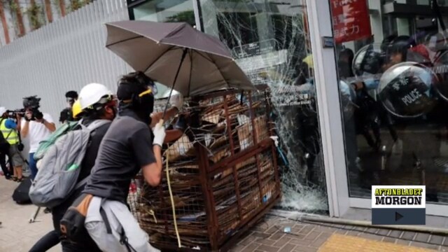 Våldsamma demonstrationer i Hongkong