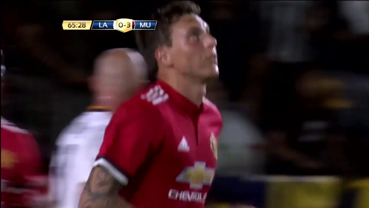 Se Lindelöfs debut i United-tröjan