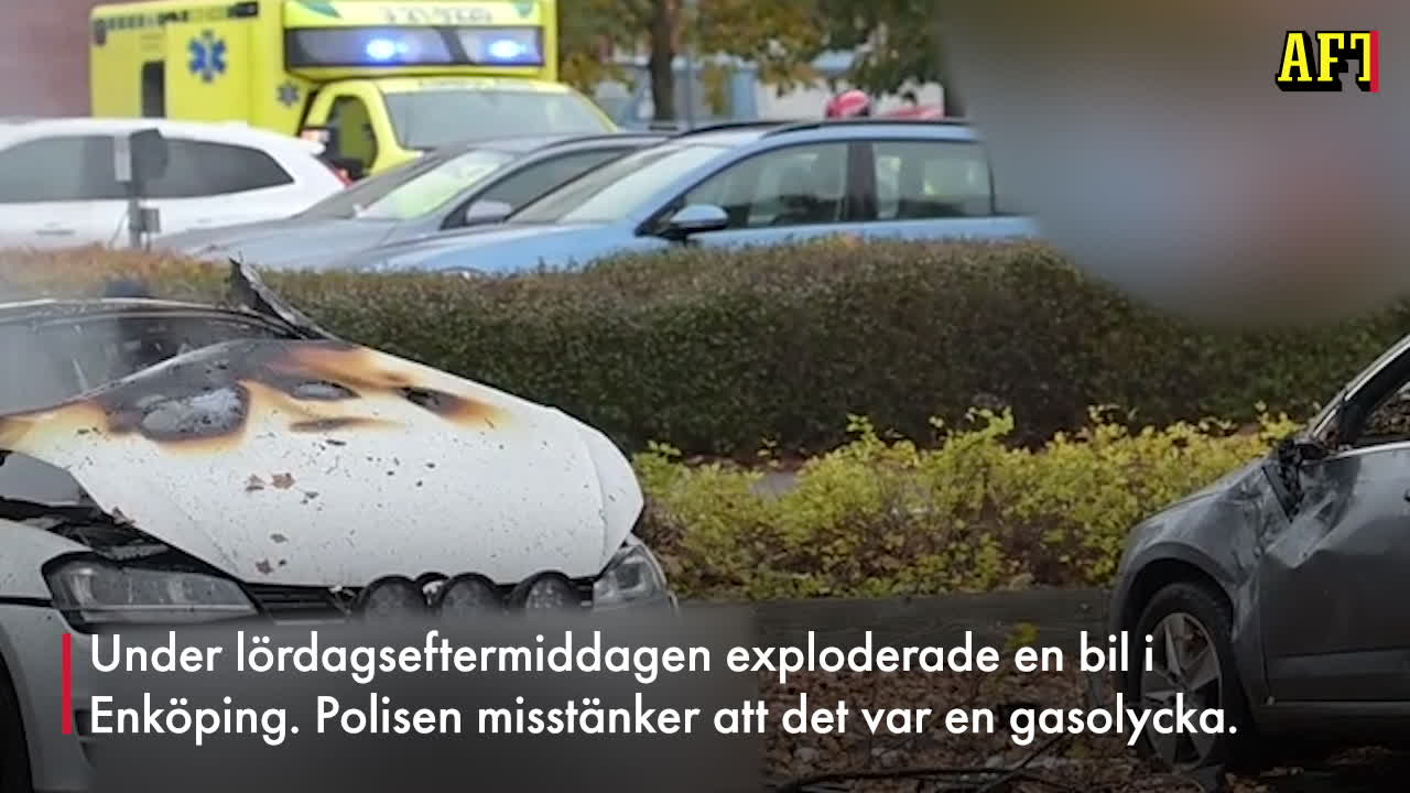 Bil exploderade i centrala Enköping