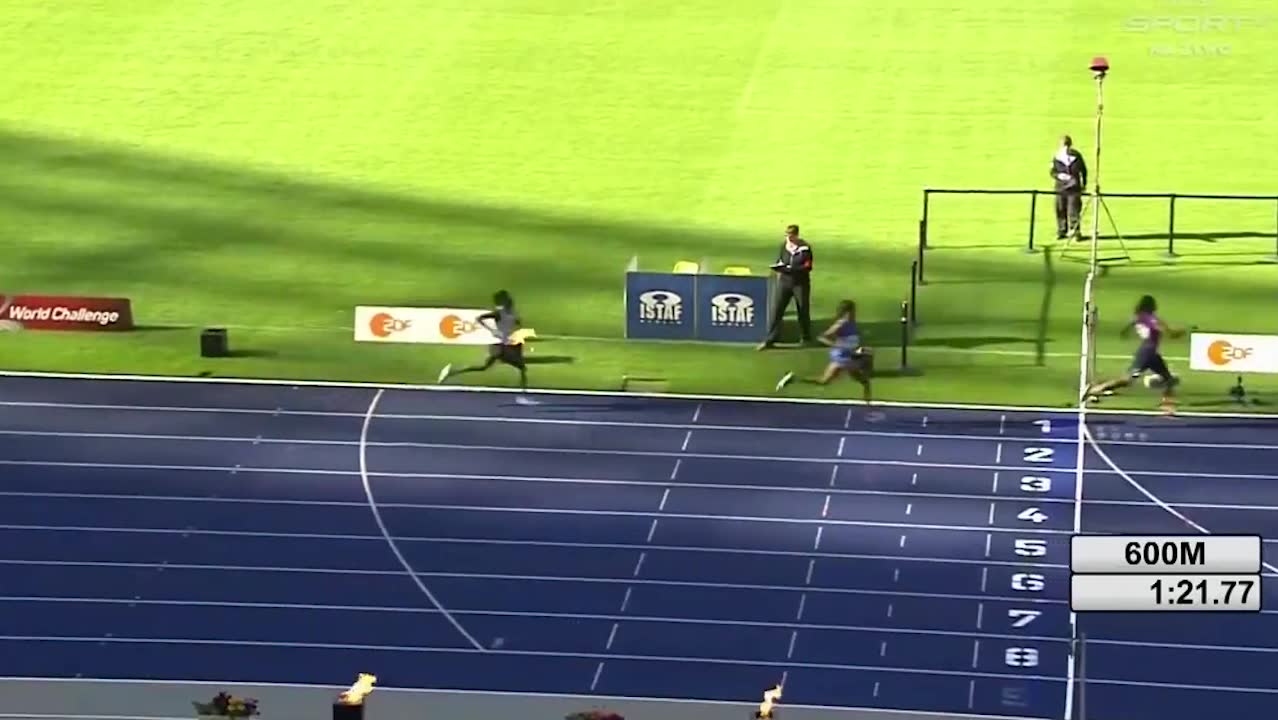 Här sätter Semenya nytt världsrekord