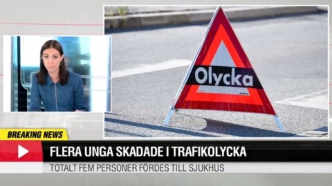 Tre unga svårt skadade i trafikolycka