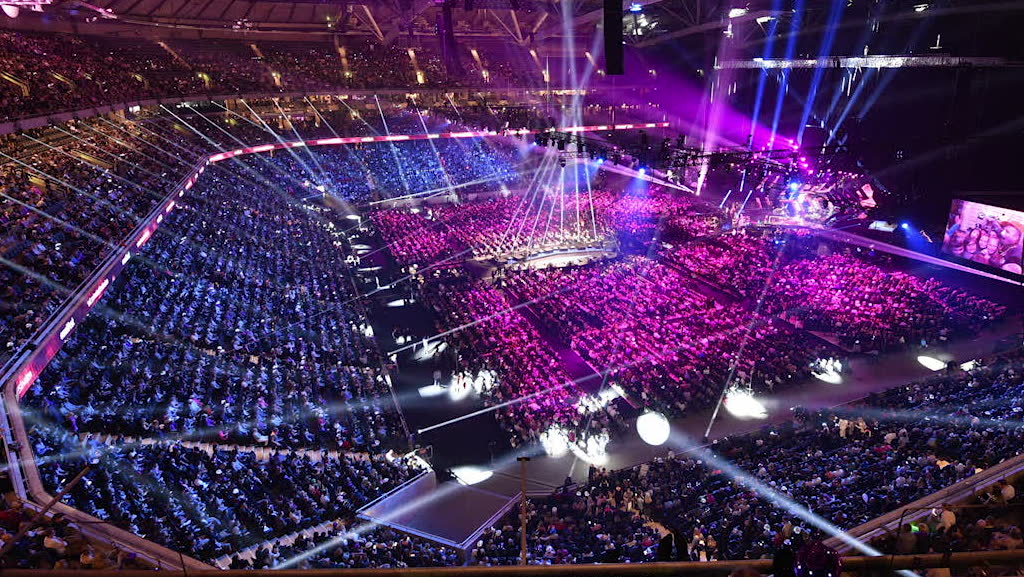 Mellostjärna anklagad för våldtäkt