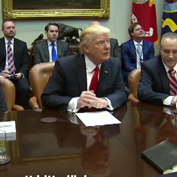 Trump: "Vi kommer att hitta läckorna"