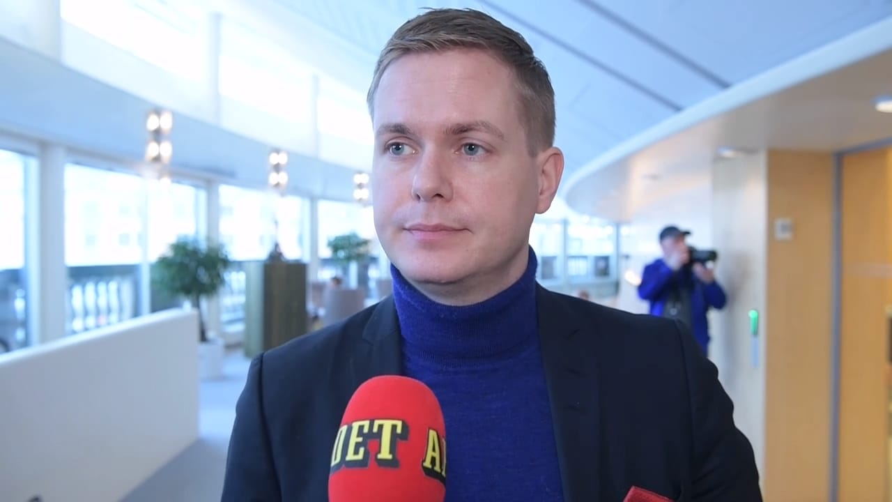 Fridolin: "Skadligt när vi inte får prata politik"