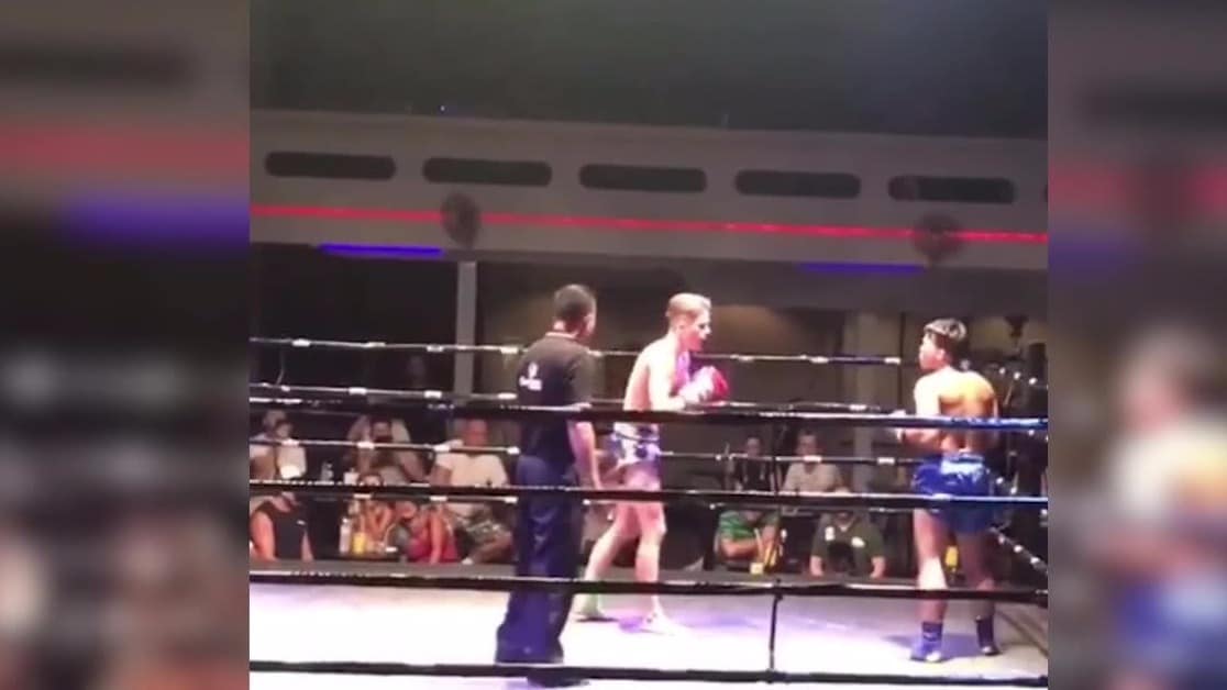 Hedmans son gör succé i ringen - knockar meriterad motståndare