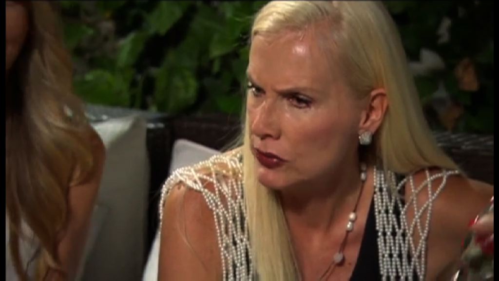 Hollywoodfrun Gunilla efter dildo överraskningen: "Blir det gruppsex går jag härifrån"