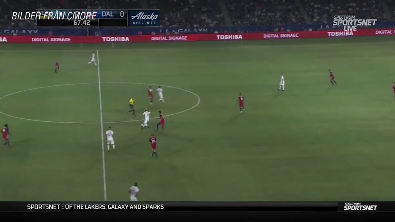 Se Zlatans triumfer från nattens match