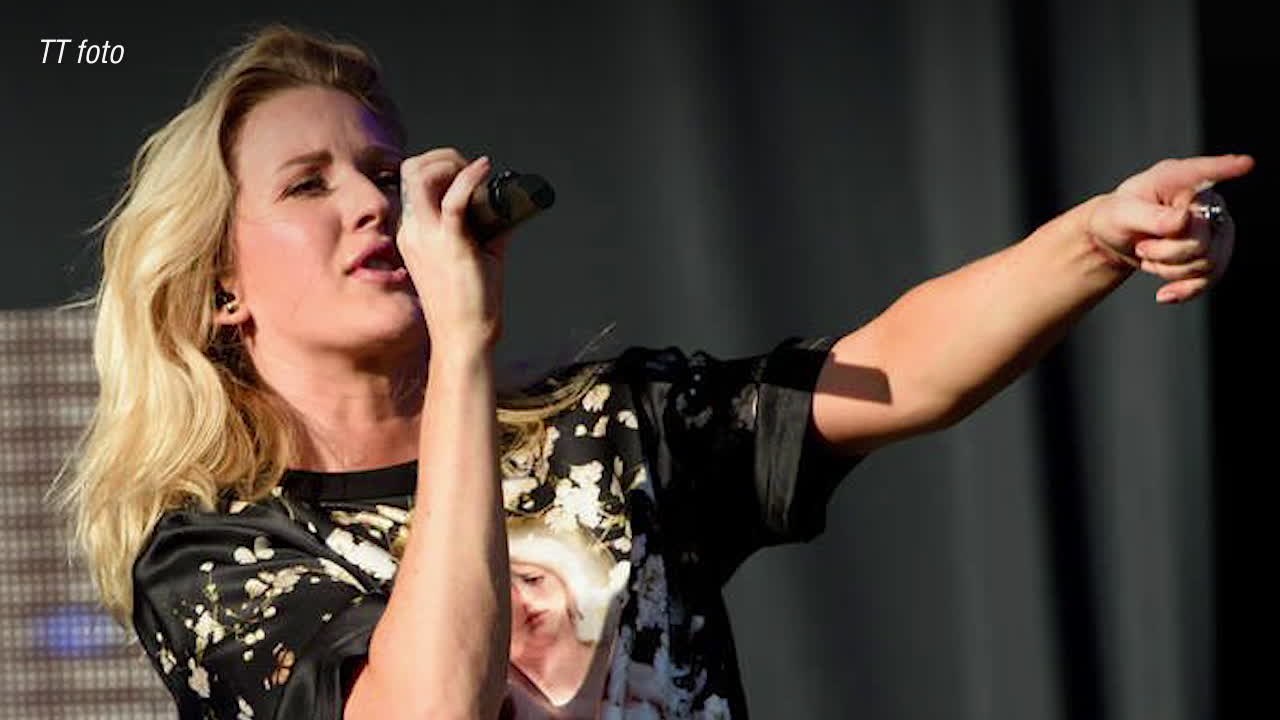 Ellie Goulding gifte sig med pojkvännen Caspar Jopling