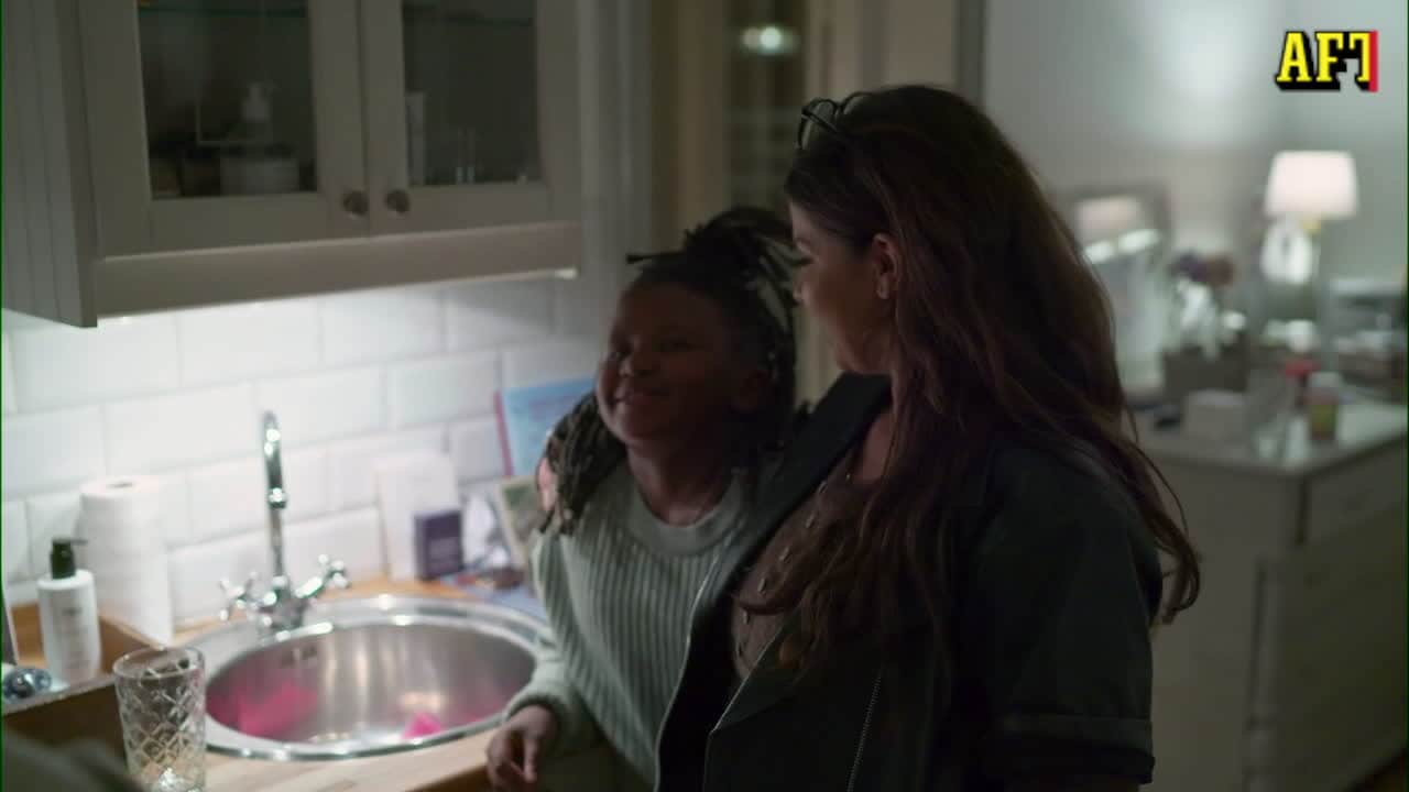 Carolas tårar när Amadeus avslöjar sin hemlighet