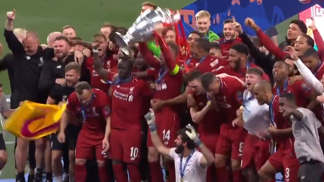 Liverpool-fansens mäktiga sång efter CL-finalen
