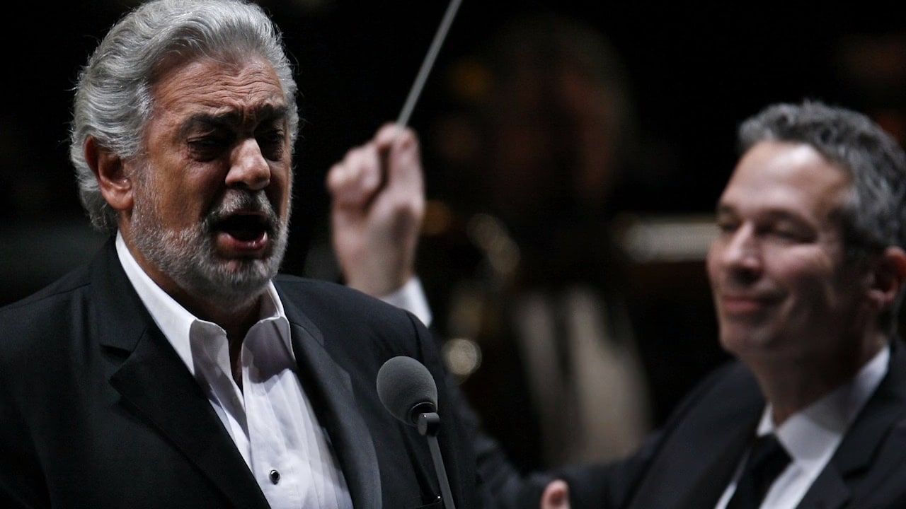 Flera kvinnor anklagar Placido Domingo för sexuella trakasserier