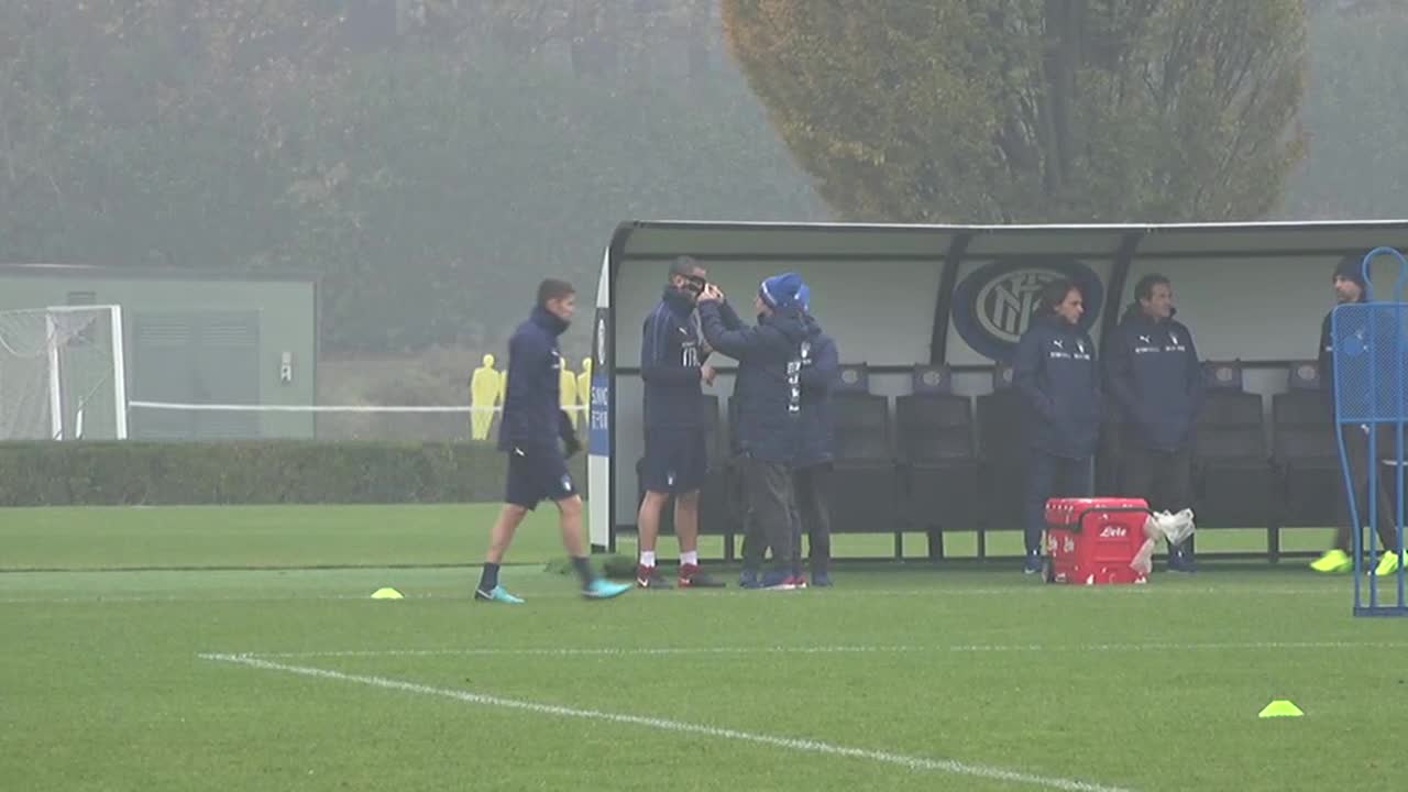 Här tränar stjärnan efter näsbrottet