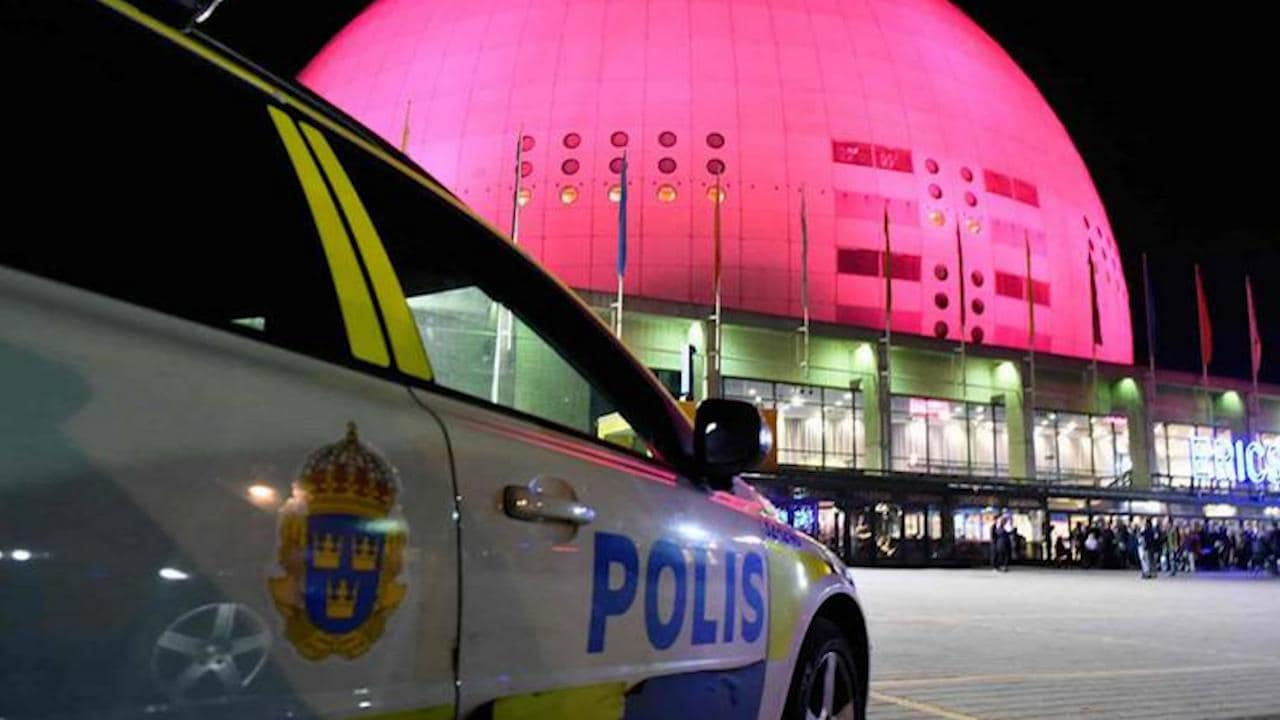 Polisen bombsäkrar områdena kring Globen