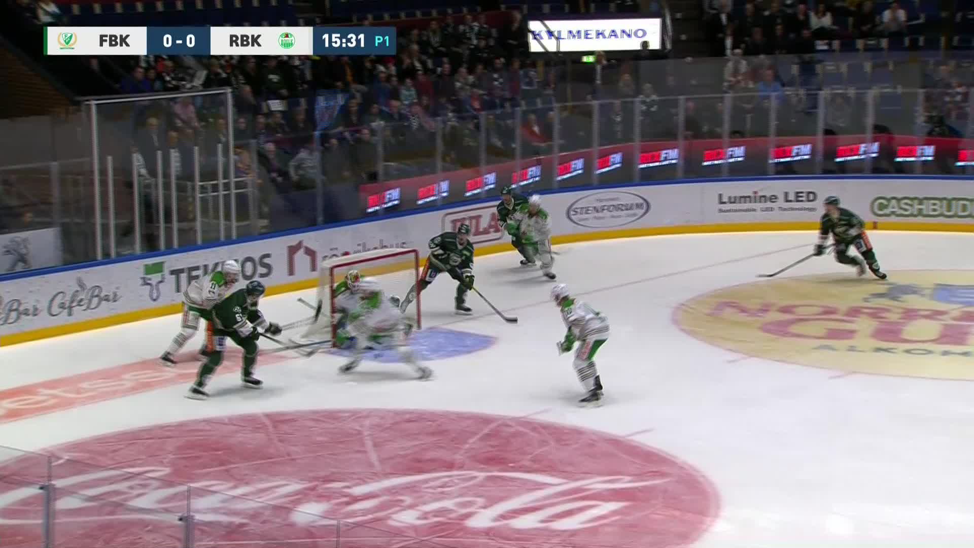 Färjestad besegrade serieledarna