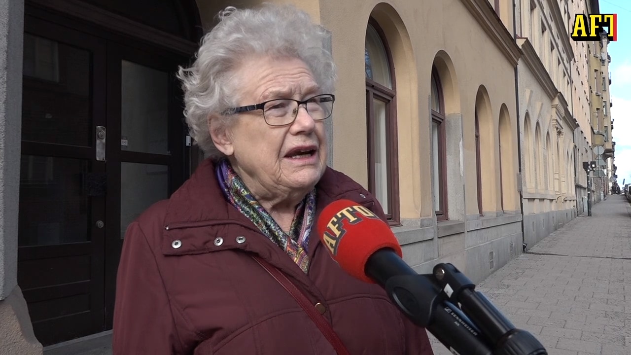 Ett år av restriktioner - svenskarna minns tillbaka: "Jag tog det inte riktigt på allvar"