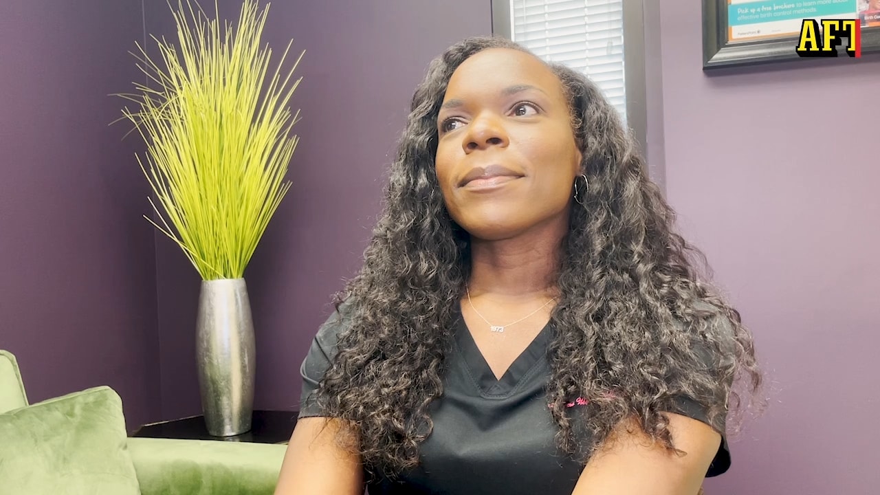 Läkaren tvingas sluta utföra aborter: "Patienterna är i tårar"