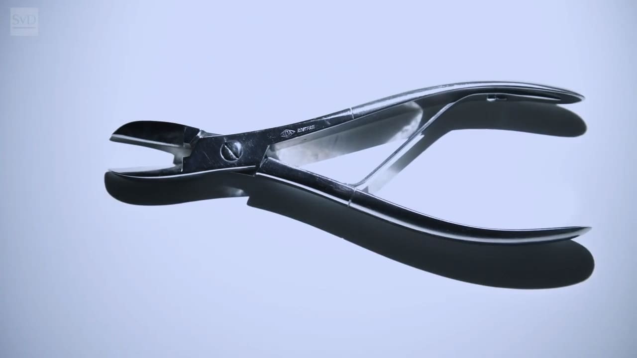 Kringresande "köksbordskirurger" genomför olagliga omskärelser