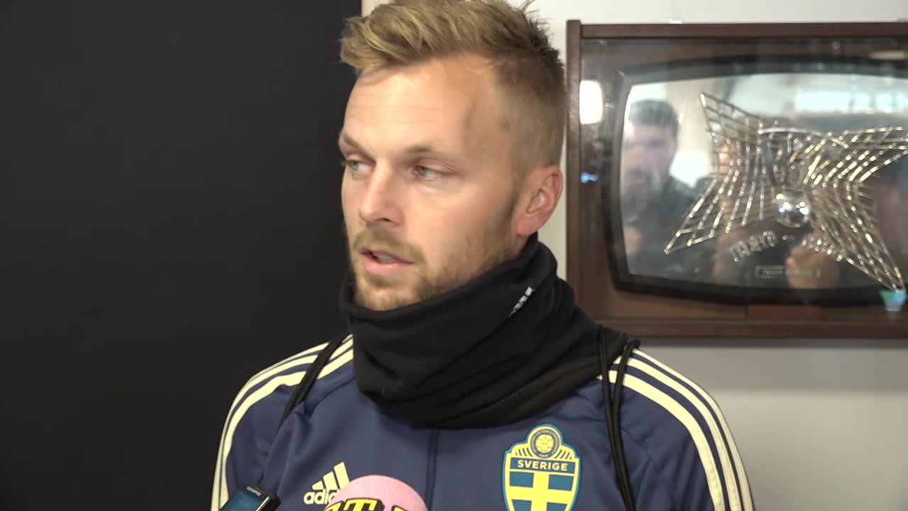”Malmö FF och AIK gör upp om guldet”