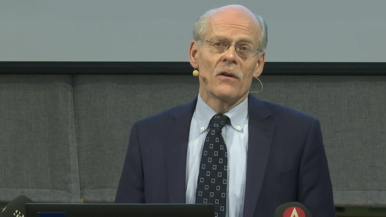 Riksbankschefen: "Det här är i princip gratis pengar"