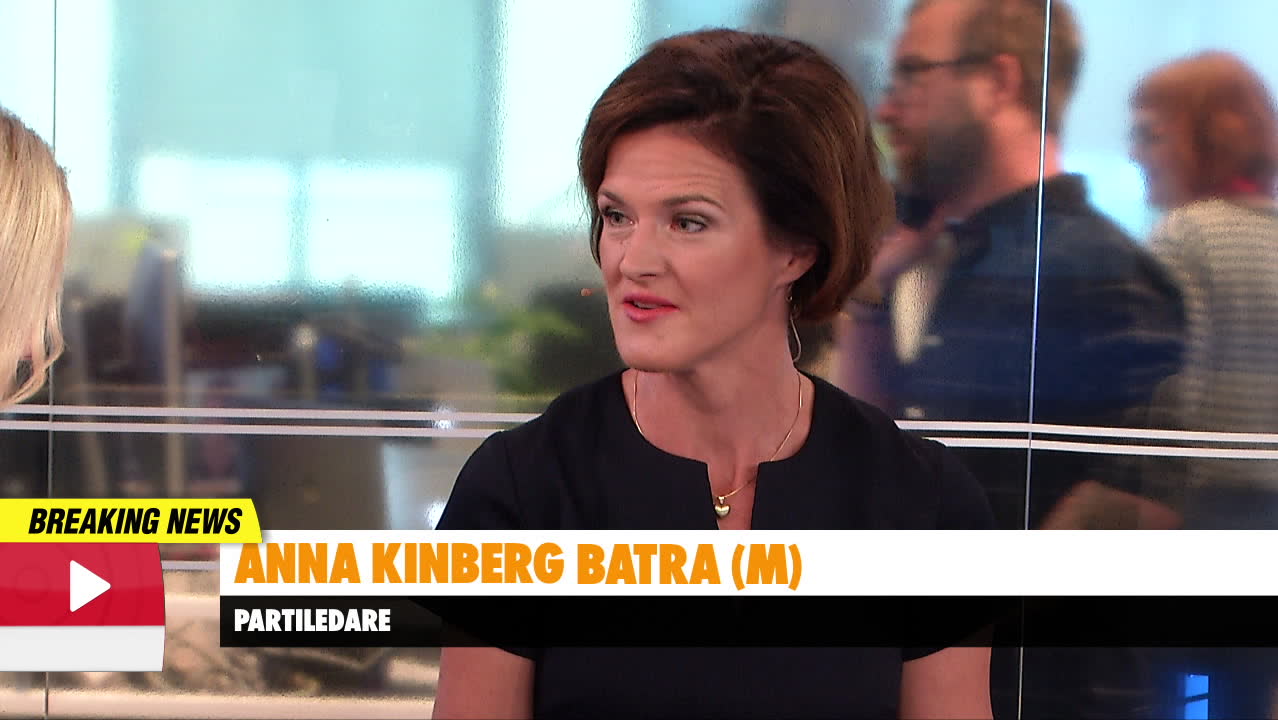 Flera M-distrikt kräver AKB:s avgång