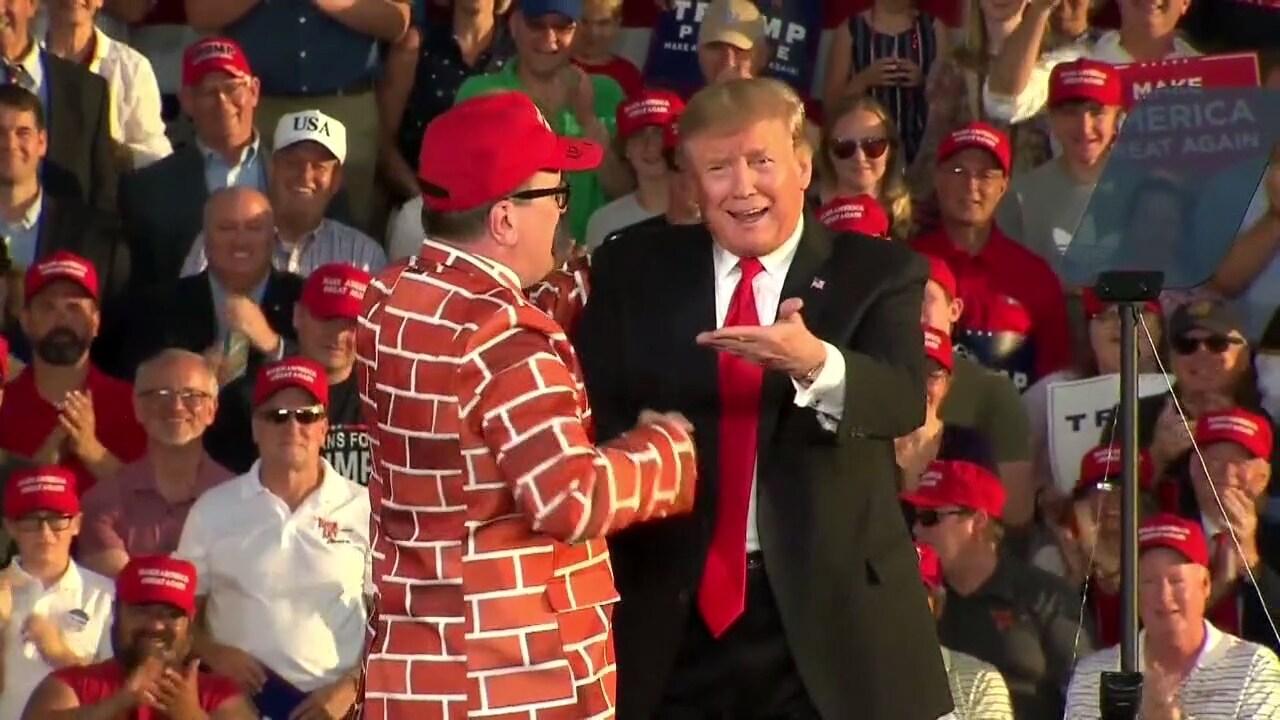 Trump älskar Murälskarens kavaj