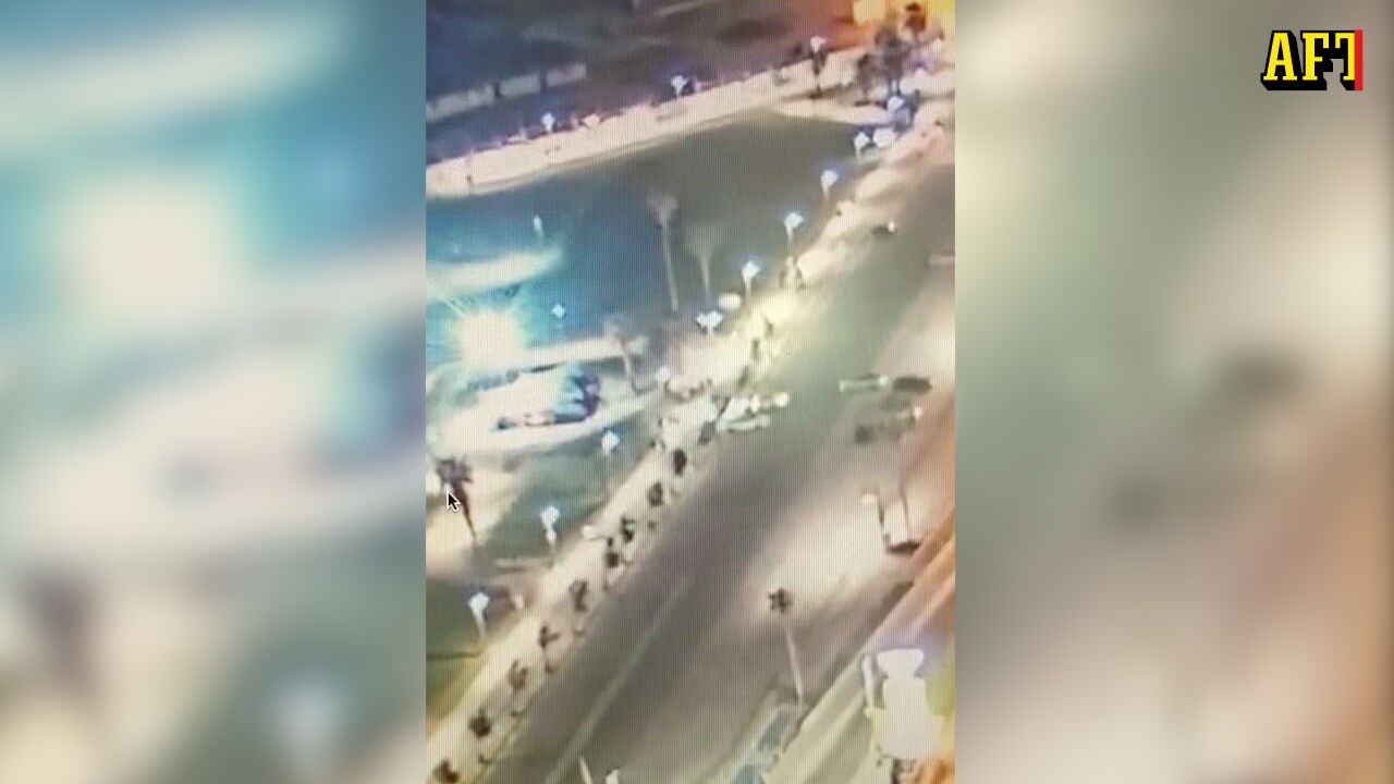 Övervakningsfilm visar attacken i Tel Aviv OBS:  Varning för starka bilder.