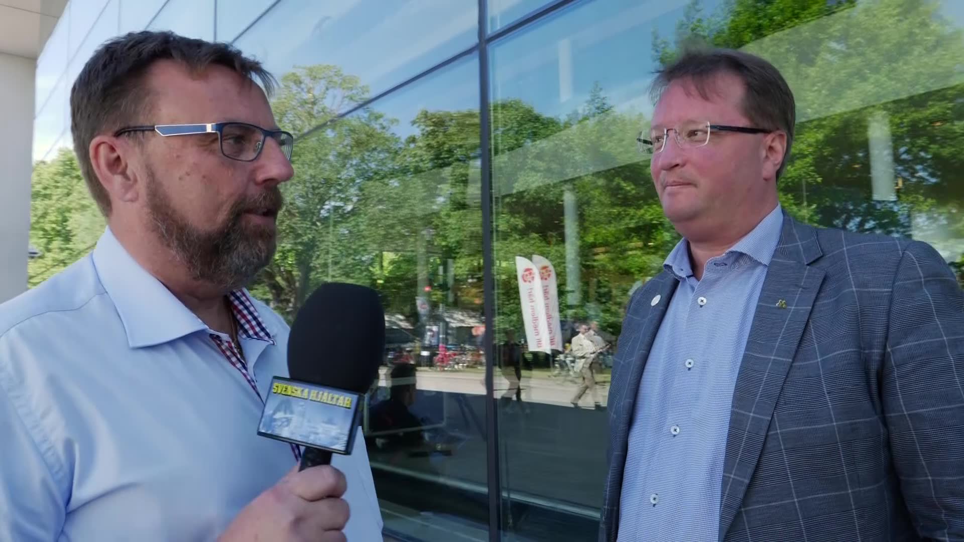 Miljöhjälten Lasse tar tempen på Almedalen