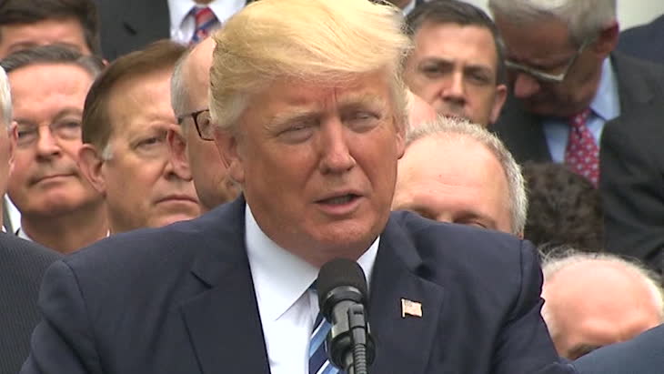 Trump avslöjade hemlig information vid Rysslandsmöte