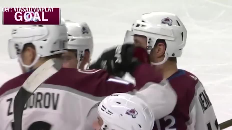 Nemeth dundrar in pucken från blå