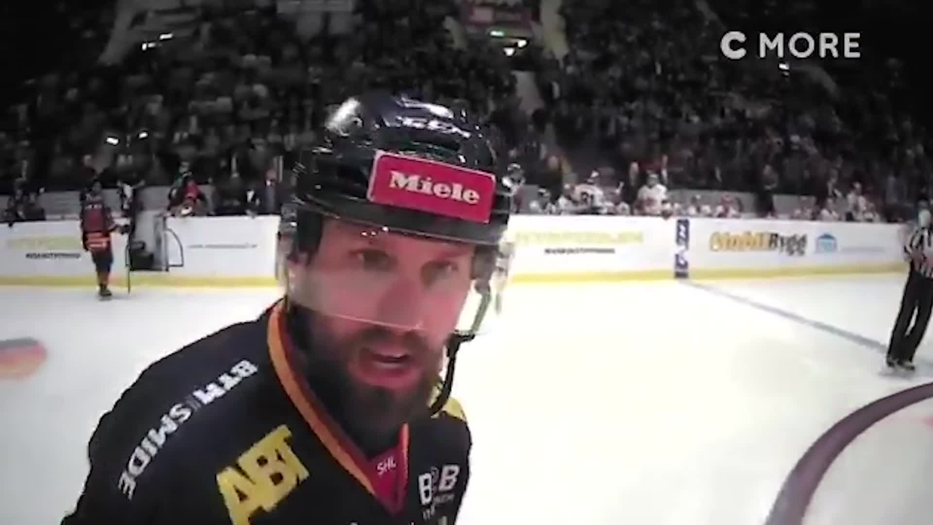Se när Axelsson och Wixström möter Joel Lundqvist