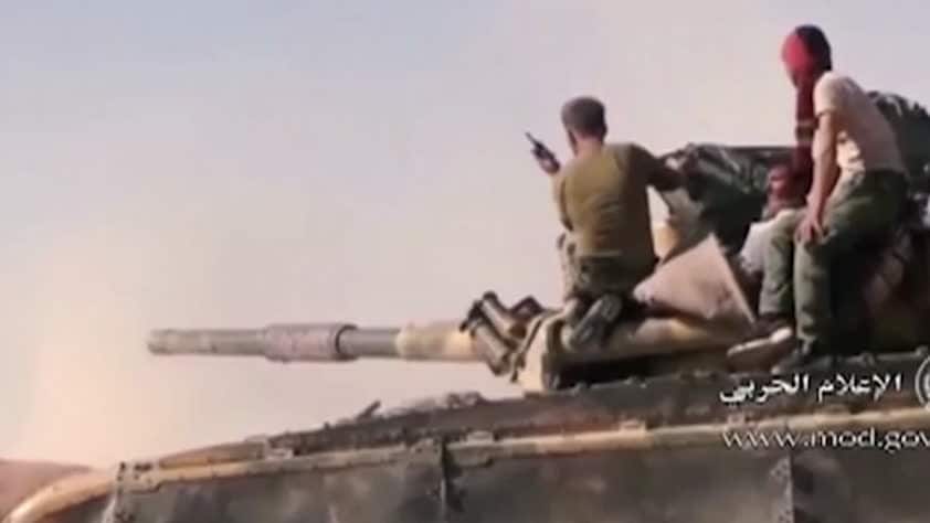 Slaget om Raqqa har inletts