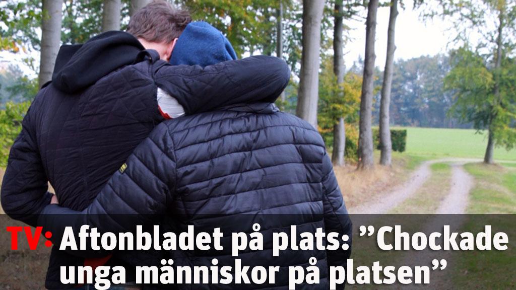 ”Chockerade unga människor på platsen”